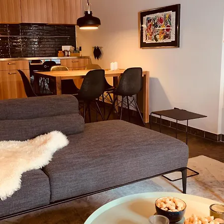 Ari Apartment *
