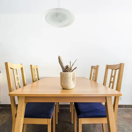 Ari Διαμέρισμα *