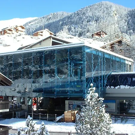 Ari Διαμέρισμα *