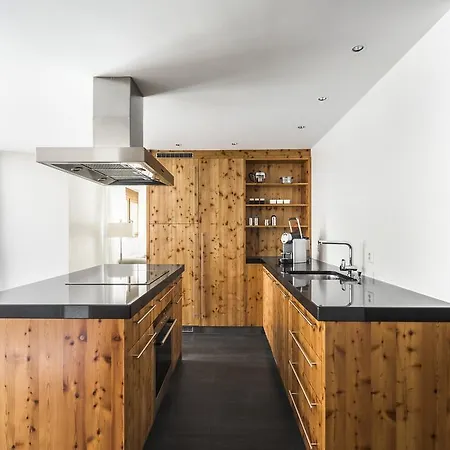 Ari Apartment